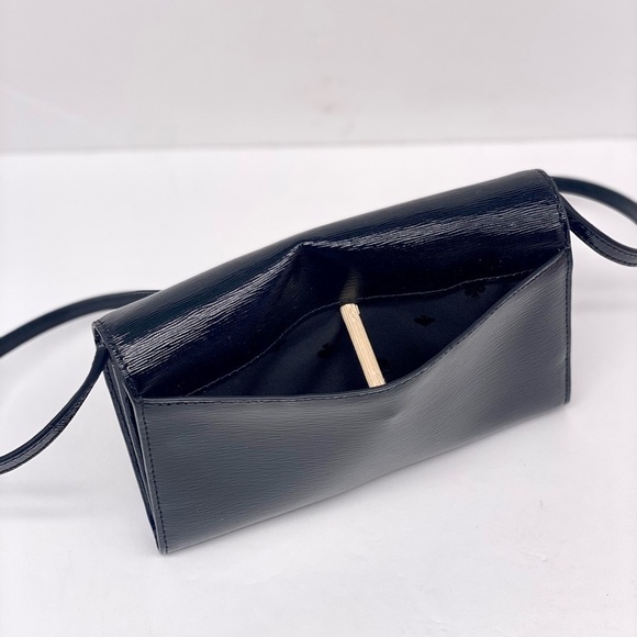 Kate Spade Sleek Black Crossbody Bag - Picture 13 of 16